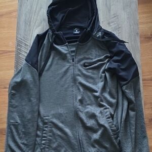 Nike Men's Black and Gray Performance Jacket